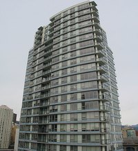 Max 1 Photo