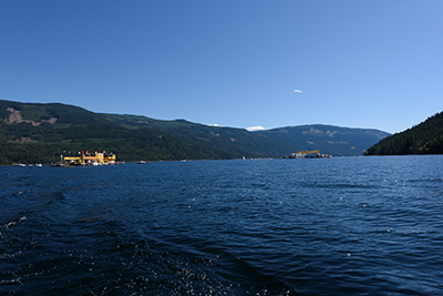 Floating stores from the water